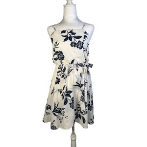 Sienna Sky White Floral‎ Print Sleeveless Mini Dress Size Medium Casual Strappy